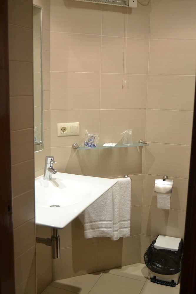 Hotel Vilagarcia ビラガルシーア・デ・アロウサ エクステリア 写真